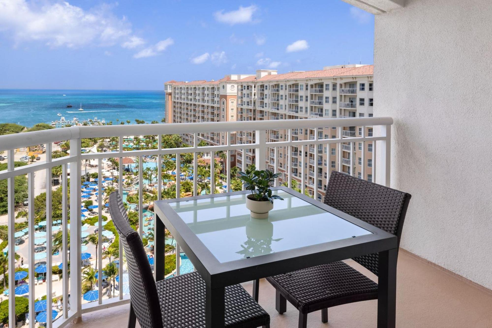 Marriott'S Aruba Surf Club Hotel Palm Beach Exterior photo